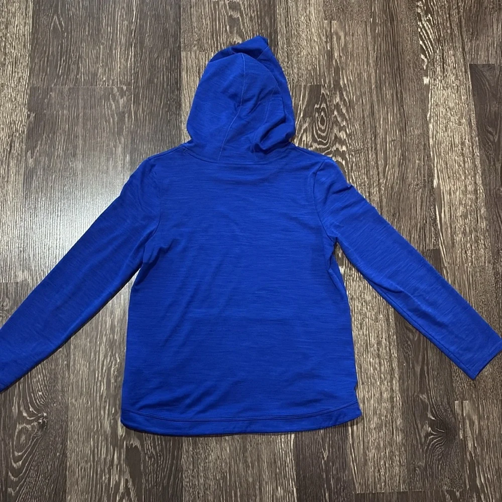 Girls royal blue adidas long sleeve shirt with a hood. Dri fit material size xl